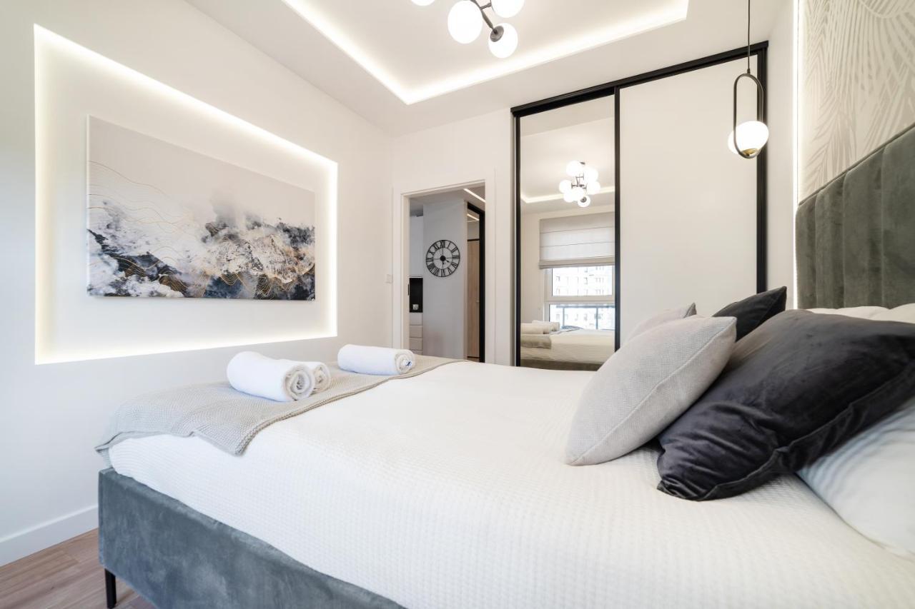 Apartment 32 By The Seaside Gdansk Letnica Bagian luar foto
